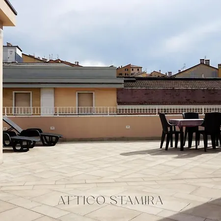 شقة Attico Stamira *